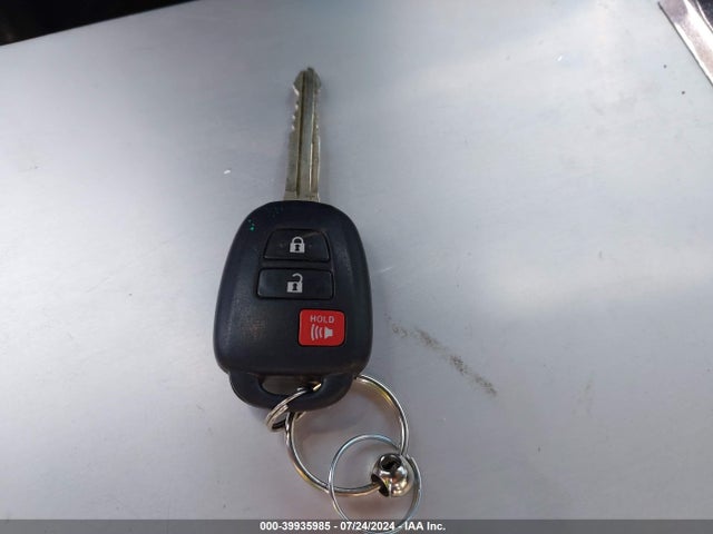 Toyota RAV4 LE 2014 2T3ZFREV6EW114134 Image 11