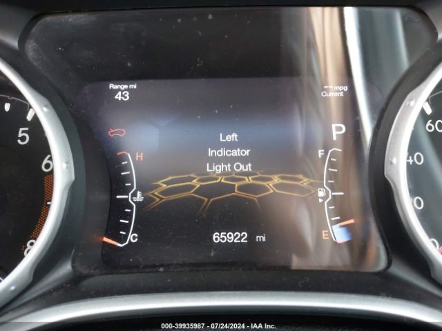 3C4NJCBB4KT637370 Jeep Compass Latitude