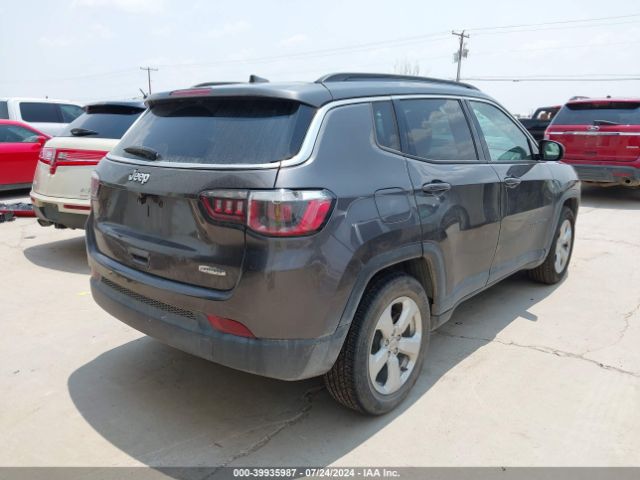 3C4NJCBB4KT637370 Jeep Compass Latitude