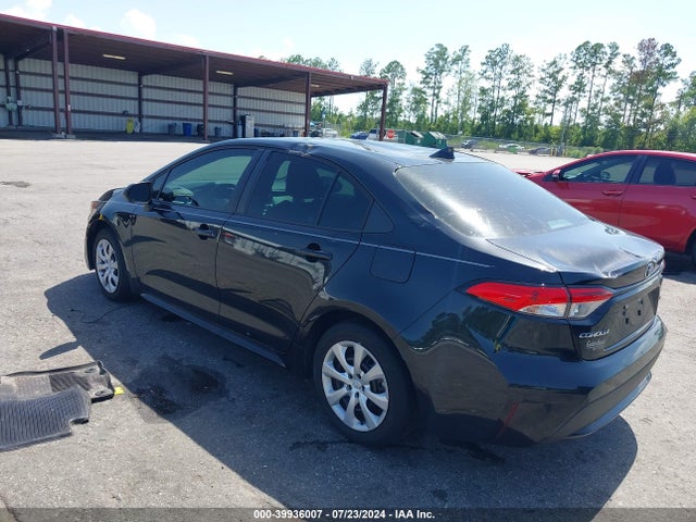 Toyota COROLLA LE 2021 5YFEPMAE8MP212045 Image 3