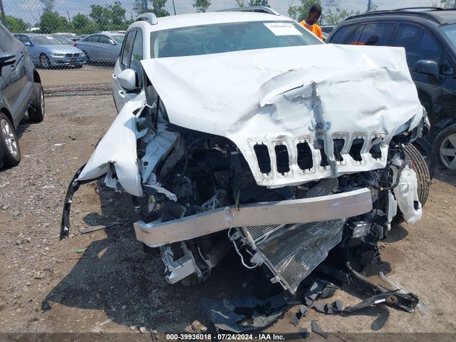 1C4PJMCB7MD133434 Jeep Cherokee Latitude 4x4