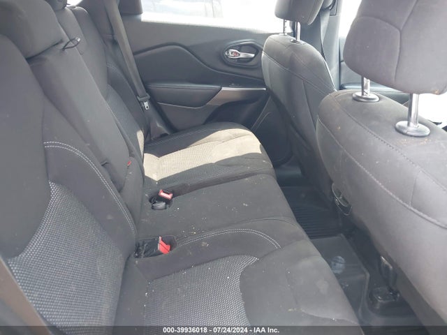 1C4PJMCB7MD133434 Jeep Cherokee Latitude 4x4