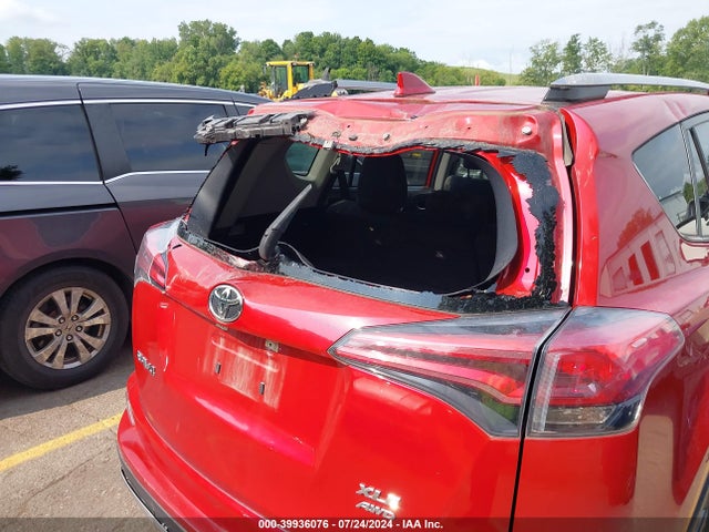 Toyota Rav4 Xle 2017 JTMRFREV8HJ125056 Image 19