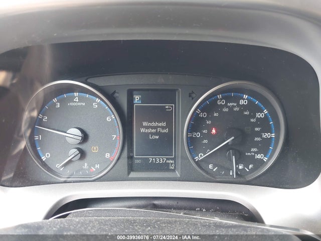 Toyota Rav4 Xle 2017 JTMRFREV8HJ125056 Image 7