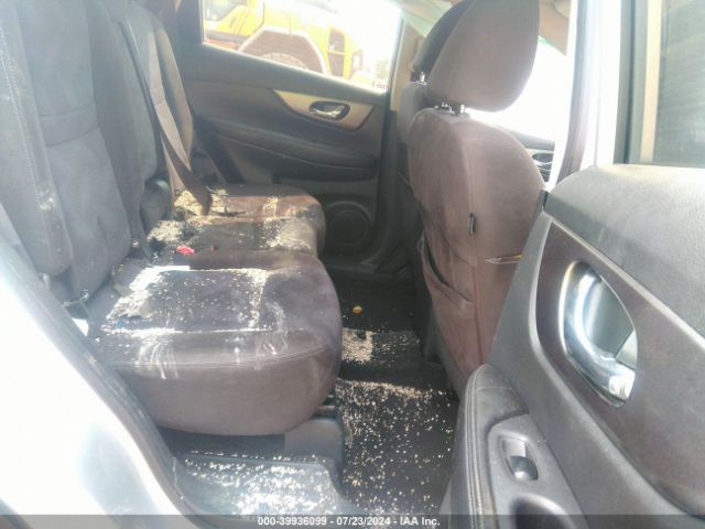 KNMAT2MV5FP571268 Nissan ROGUE SV