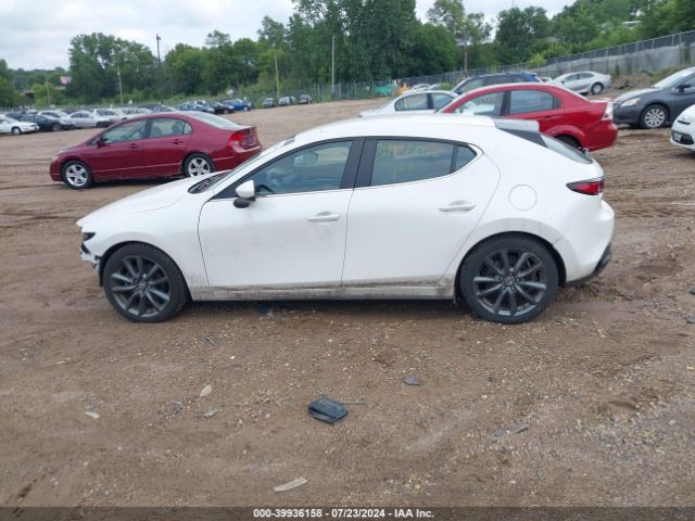 JM1BPBMMXK1125937 Mazda Mazda3 Preferred Package