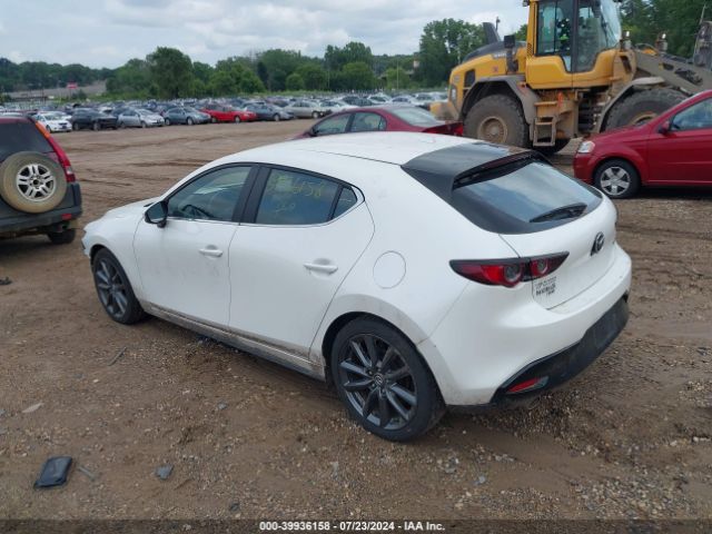 JM1BPBMMXK1125937 Mazda Mazda3 Preferred Package