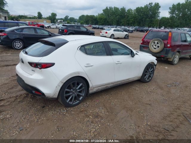 JM1BPBMMXK1125937 Mazda Mazda3 Preferred Package