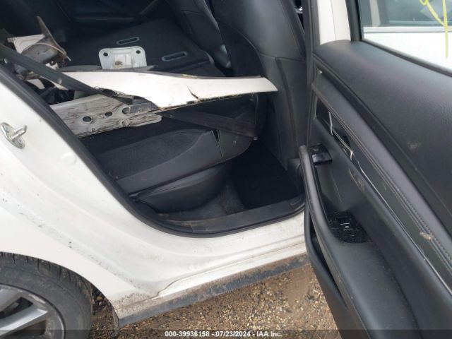 JM1BPBMMXK1125937 Mazda Mazda3 Preferred Package