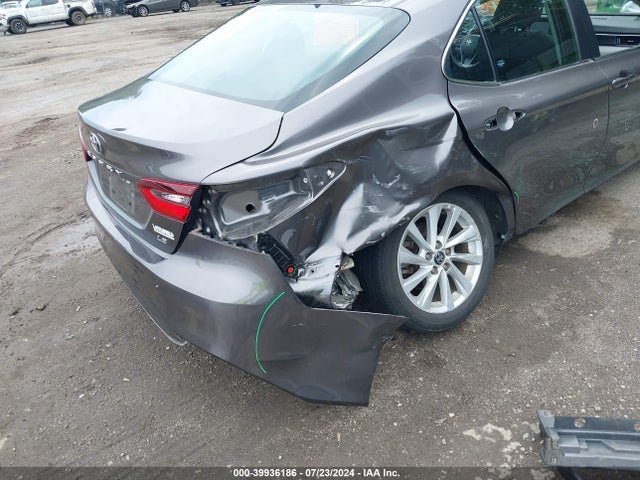 Toyota CAMRY LE 2022 4T1C11AK8NU673260 Image 6