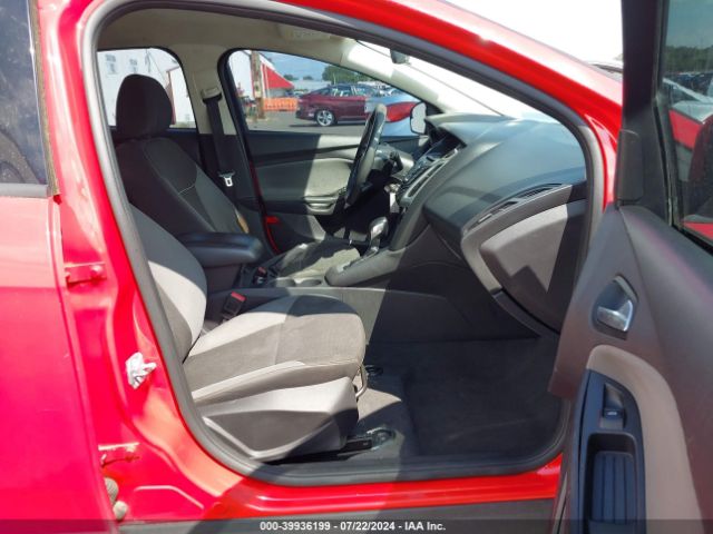 1FADP3F28EL350852 Ford FOCUS SE