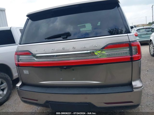 5LMJJ2HT2KEL02612 Lincoln Navigator Select