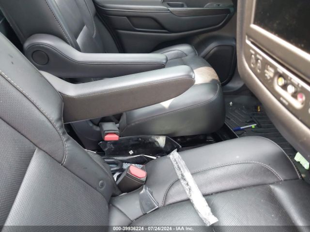 1GKKNWLS0JZ140660 GMC Acadia Slt-2