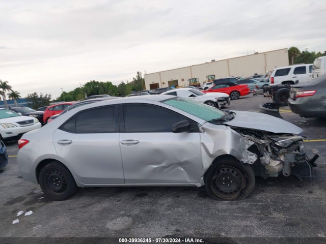 Toyota COROLLA LE 2017 2T1BURHE7HC751907 Image 13