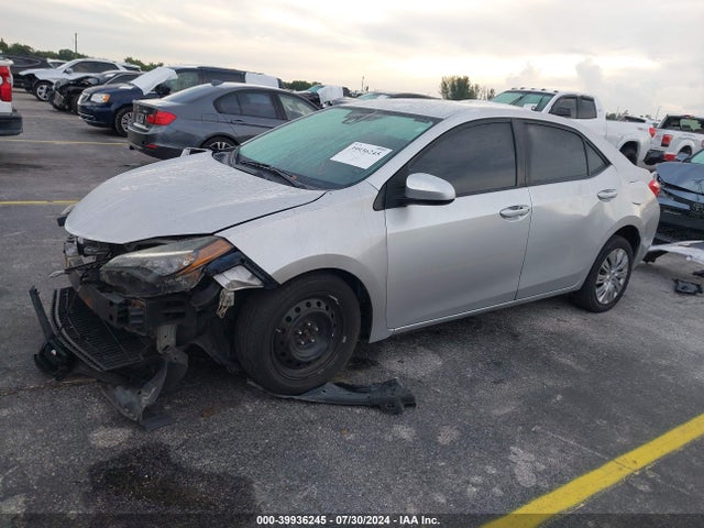 Toyota COROLLA LE 2017 2T1BURHE7HC751907 Image 2