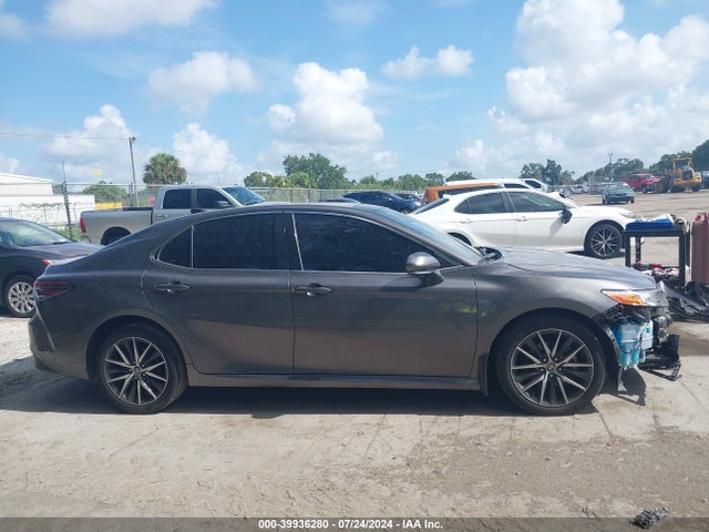 Toyota CAMRY XLE 2021 4T1F11AK2MU575871 Image 14