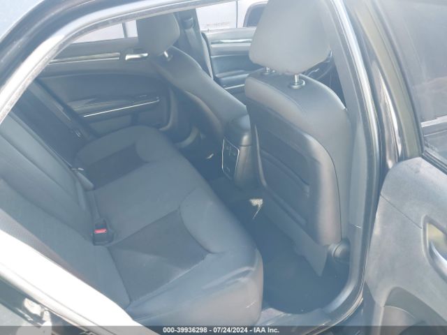 2C3CCAAG7KH601785 Chrysler 300 Touring