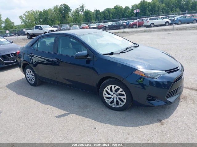 Toyota COROLLA LE 2018 2T1BURHE3JC964875 головне зображення