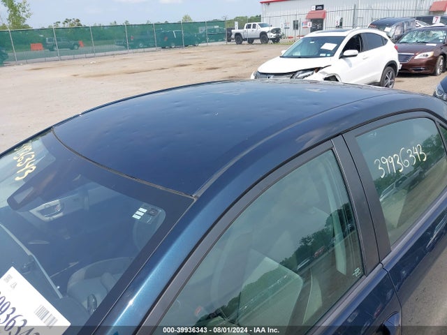 Toyota COROLLA LE 2018 2T1BURHE3JC964875 Image 6