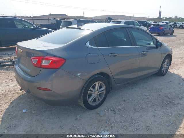 Chevrolet Cruze Lt Auto 2018 1G1BE5SM2J7217865 Image 4