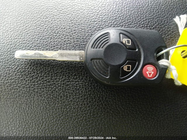 Ford ESCAPE SE 2018 1FMCU9GD5JUC74816 Image 11