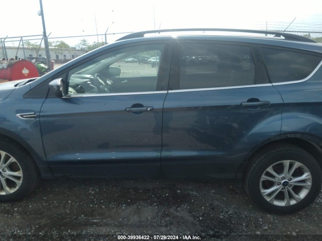 Ford ESCAPE SE 2018 1FMCU9GD5JUC74816 Image 14