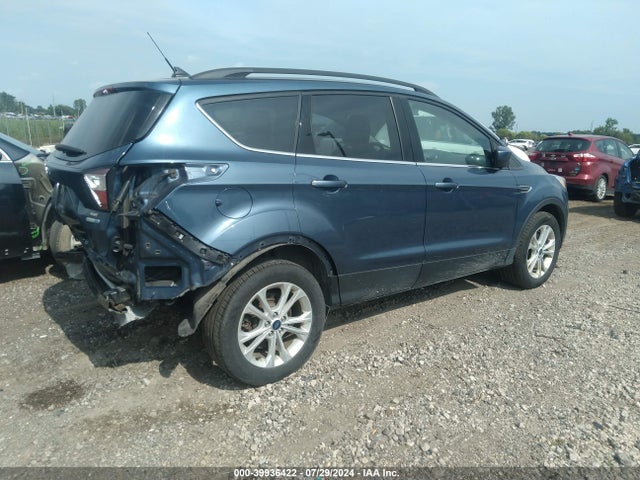 Ford ESCAPE SE 2018 1FMCU9GD5JUC74816 Image 4
