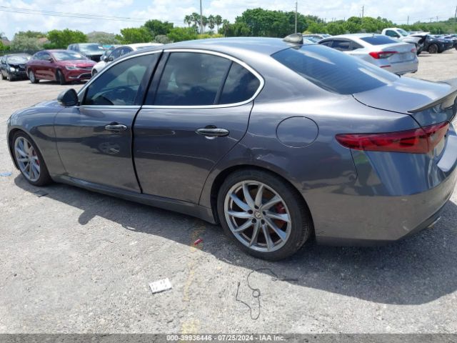 ZARFAEBN0H7553513 Alfa Romeo Giulia Rwd