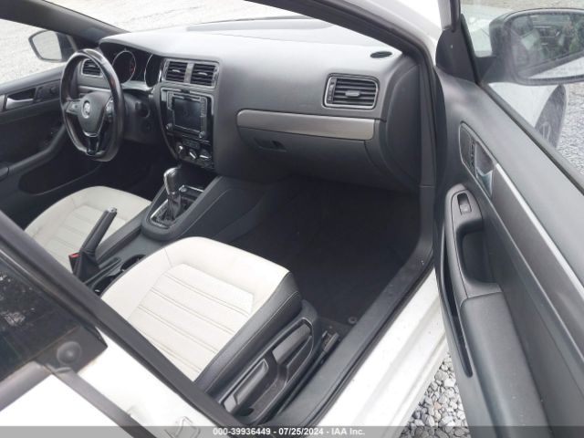 3VWD17AJ7GM304722 Volkswagen Jetta 1.8t Sport
