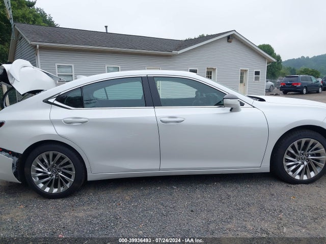 58AEA1C19PU031994 Lexus Es 300h Luxury