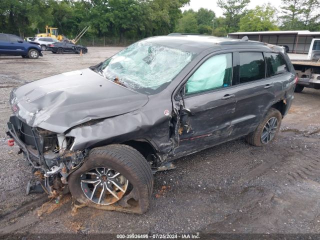 1C4RJFLG4KC556894 Jeep Grand Cherokee Trailhawk 4x4