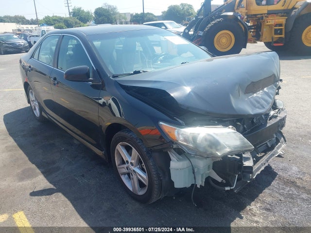 Toyota CAMRY SE 2014 4T1BF1FK5EU869355 головне зображення