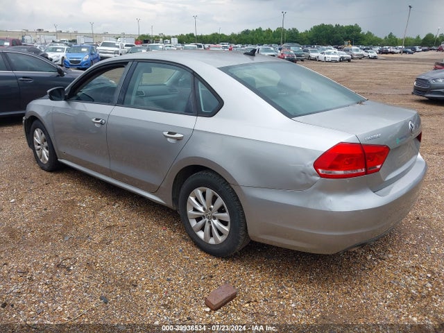 Volkswagen Passat 2.5l Wolfsburg Edition 2014 1VWAP7A34EC003150 Image 3