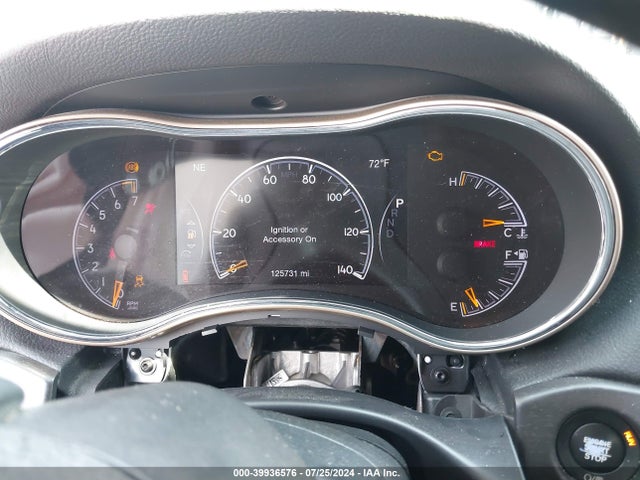 1C4RJEAG1HC685973 Jeep Grand Cherokee Laredo 4x2