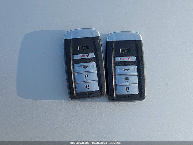 Acura TLX 2015 19UUB1F35FA018100 Image 11