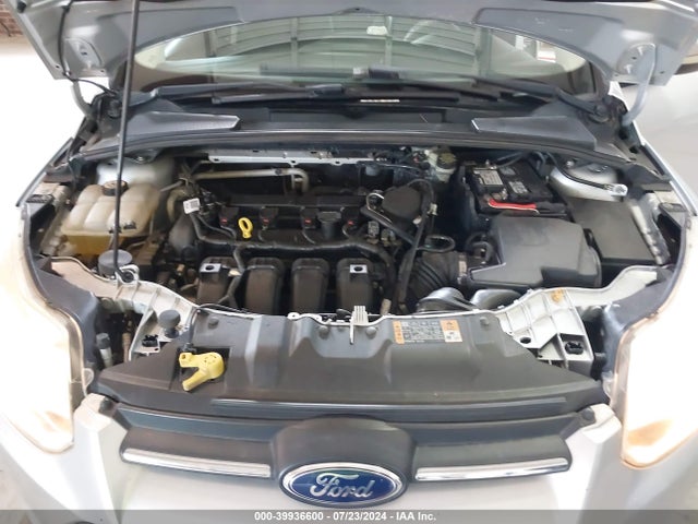 Ford FOCUS SE 2014 1FADP3F22EL301002 Image 10