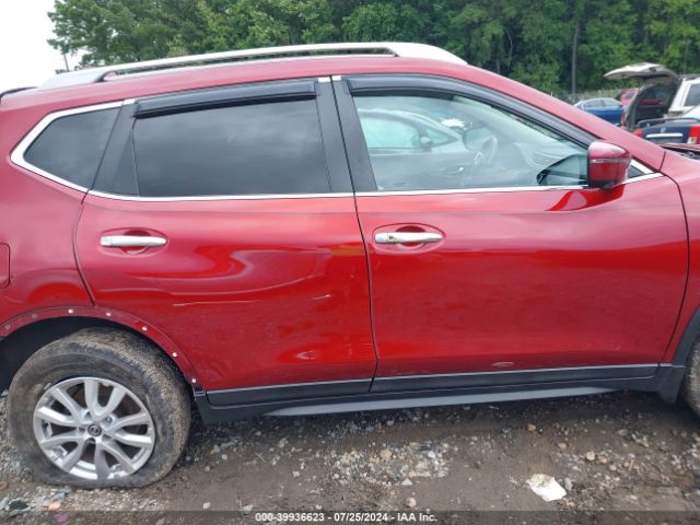 5N1AT2MV9JC757018 Nissan ROGUE SV