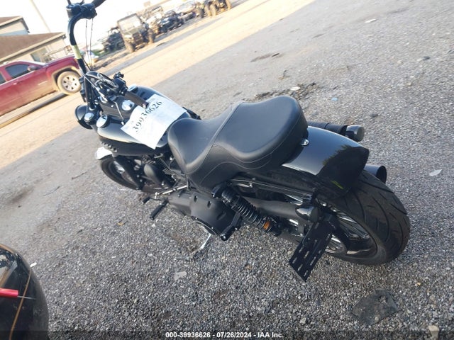 2016 HARLEY-DAVIDSON FXDBP 1HD1VAM32GC306561 Photo 2