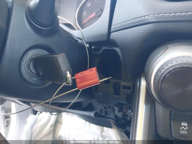 Toyota RAV4 LE 2019 2T3F1RFV7KW010358 Image 11