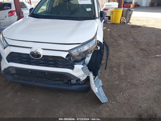Toyota RAV4 LE 2019 2T3F1RFV7KW010358 Image 18