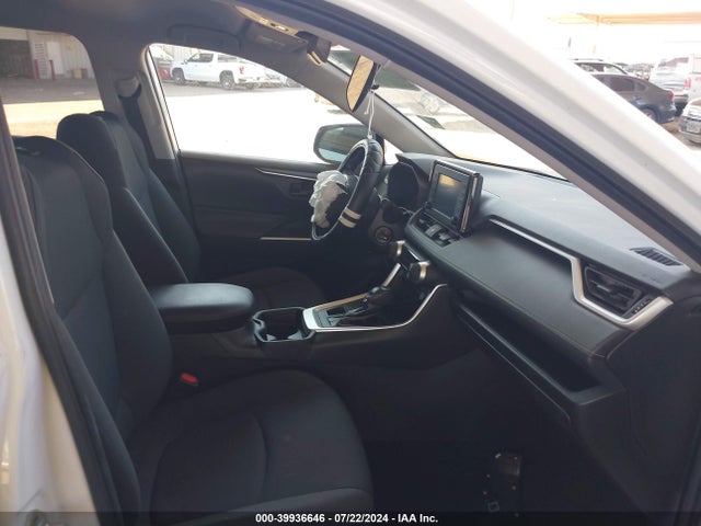 Toyota RAV4 LE 2019 2T3F1RFV7KW010358 Image 5