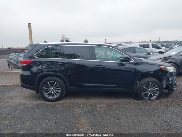 Toyota Highlander Xle 2019 5TDJZRFH8KS972960 Image 13
