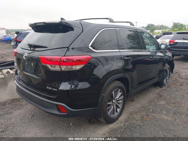 Toyota Highlander Xle 2019 5TDJZRFH8KS972960 Image 4