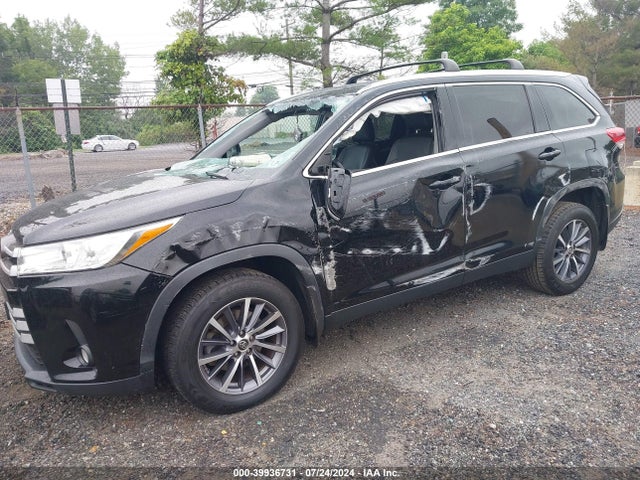 Toyota Highlander Xle 2019 5TDJZRFH8KS972960 Image 6