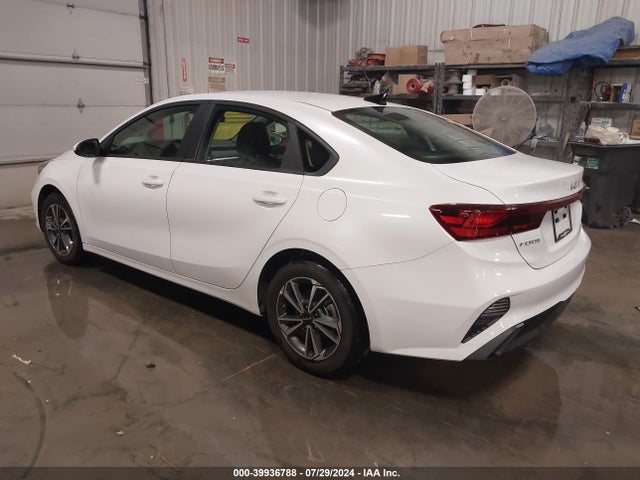 KIA Forte Lxs 2024 3KPF24AD0RE775657 Image 3
