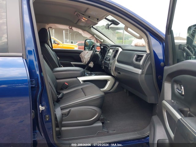2017 Nissan Titan Pro-4x მანქანა იყიდება აუქციონზე, vin: 1N6AA1E5XHN502389, აუქციონის ნომერი: 39936806