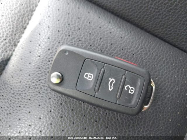 WVGBV7AX7FW501497 Volkswagen Tiguan Sel
