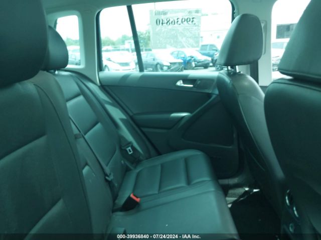 WVGBV7AX7FW501497 Volkswagen Tiguan Sel