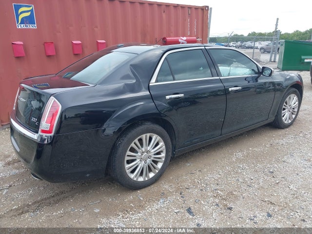 2C3CCAKT8EH179588 Chrysler 300c Awd