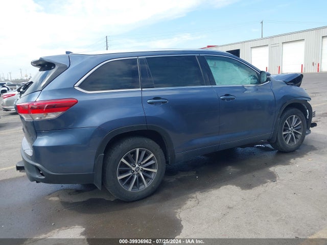 Toyota Highlander Xle 2017 5TDJZRFH7HS410279 Image 14